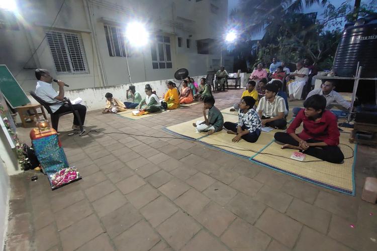 guru-purnima-celebration-at-tvs-nagar-madurai