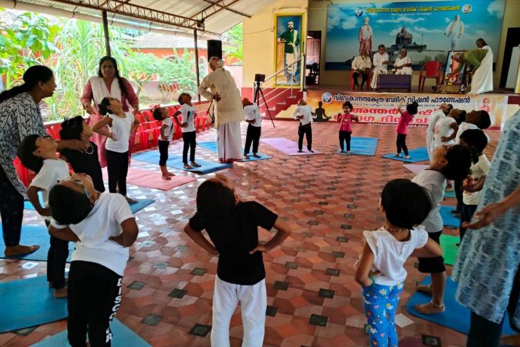 IDY Celebration at Sandeepani Sisuvihar
