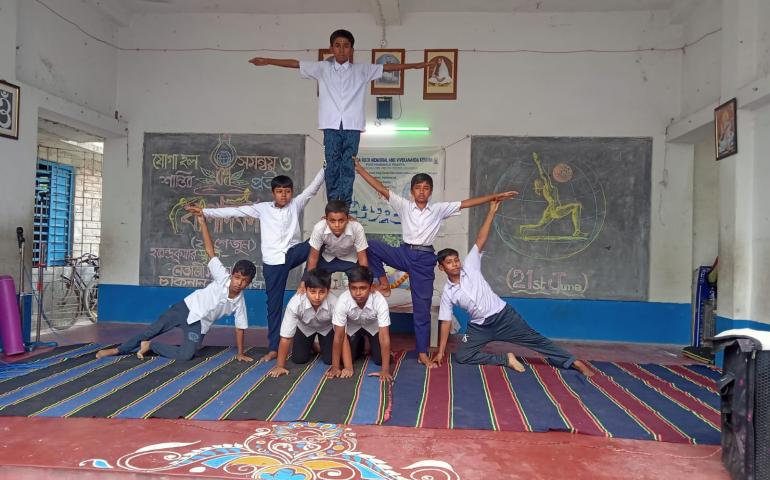 International Day of Yoga celebrations in West Bengal Prant ...