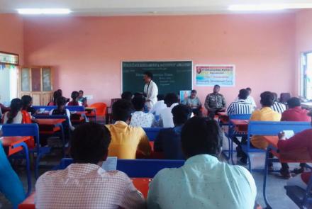 A session in Personality Development Workshop at Virudhunagar