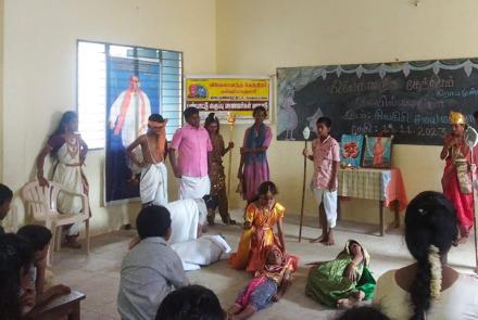 Children presenting drama during Sadhana Diwas at Tenkasi