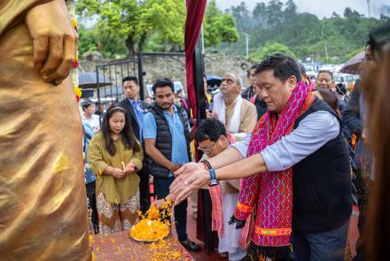 honourable-cm-of-arunachal-pradesh-unveils-swami-vivekananda-murti-at-kaho